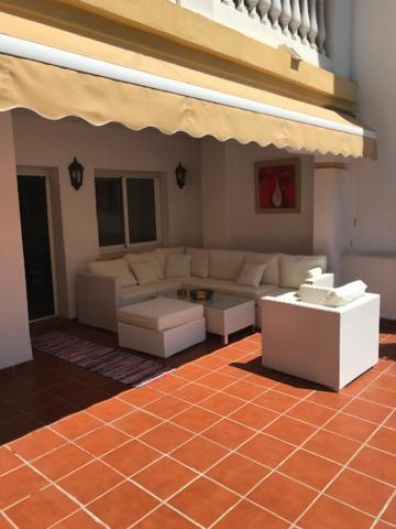 Hacienda Nagueles 1, 2 Bed 2 Bath, Large Terrace 400M From Beach ماربيا المظهر الخارجي الصورة