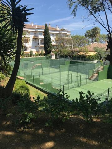 Hacienda Nagueles 1, 2 Bed 2 Bath, Large Terrace 400M From Beach ماربيا المظهر الخارجي الصورة