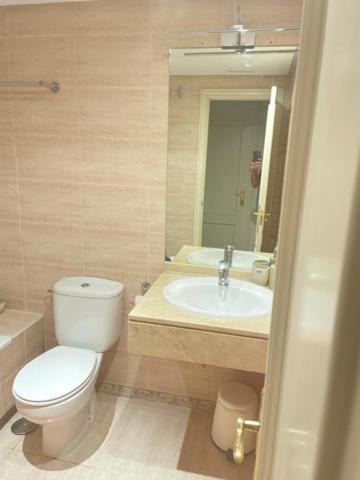 Hacienda Nagueles 1, 2 Bed 2 Bath, Large Terrace 400M From Beach ماربيا المظهر الخارجي الصورة